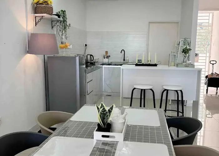 Daisy Apartment Homestay Taiping